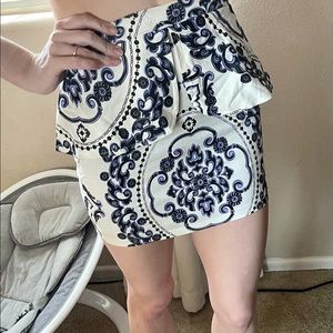 Xenia boutique mini skirt